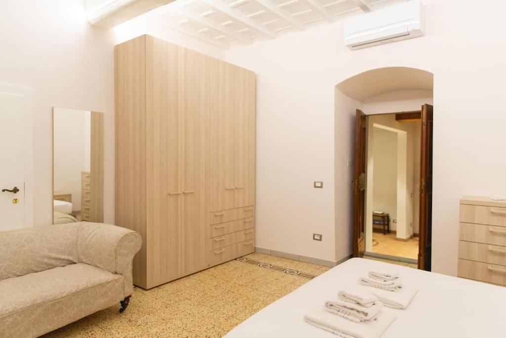 Cozy And Charmin 3Br Apartment Steps By Duomo Florence Exterior photo